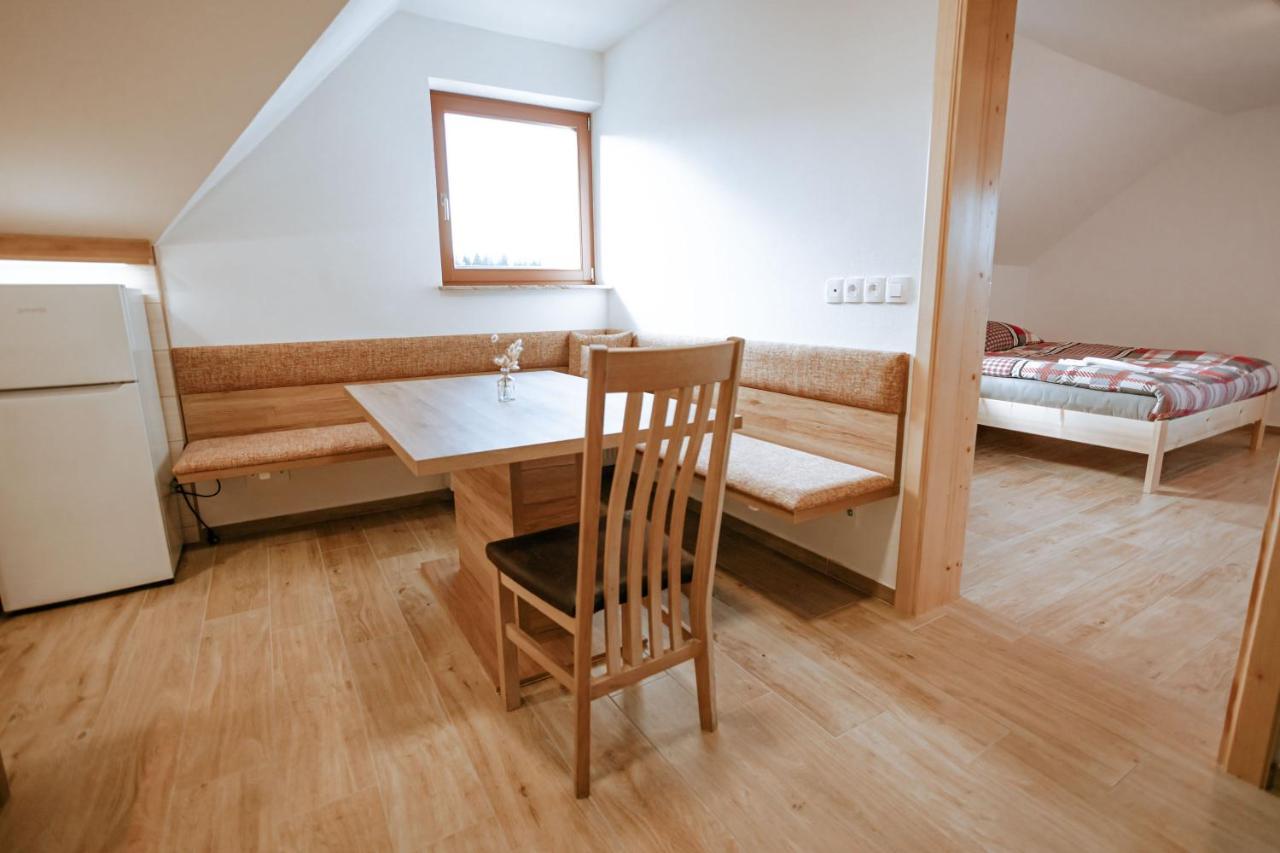 Apartments Cenda Zelezniki Zewnętrze zdjęcie