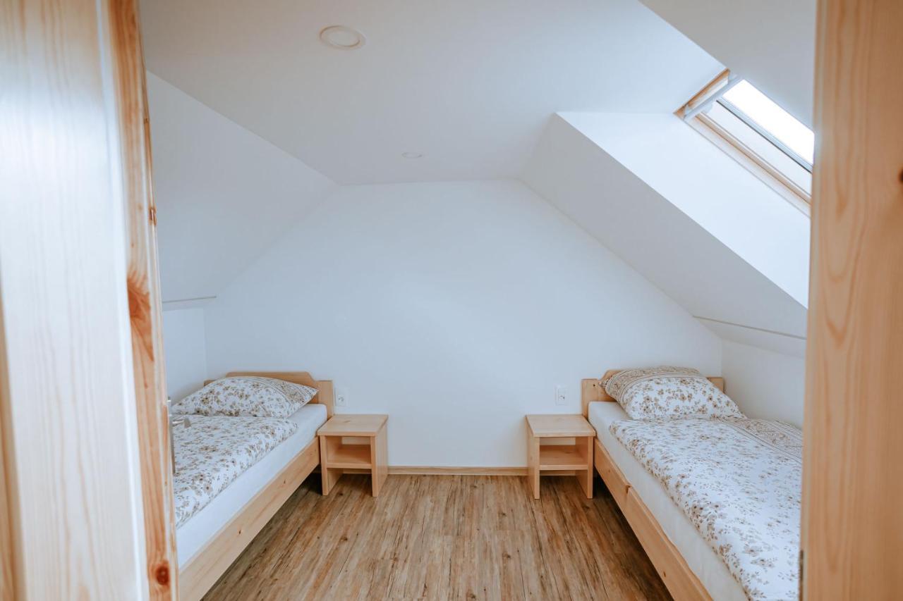 Apartments Cenda Zelezniki Zewnętrze zdjęcie