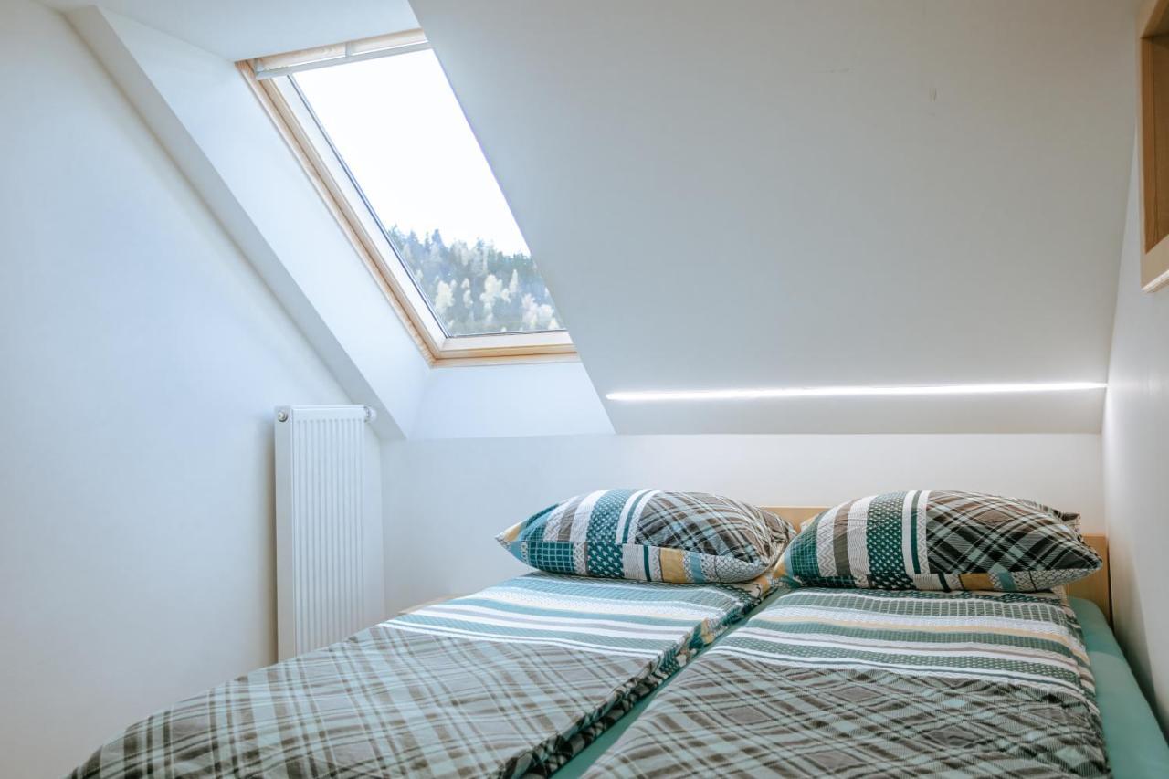 Apartments Cenda Zelezniki Zewnętrze zdjęcie